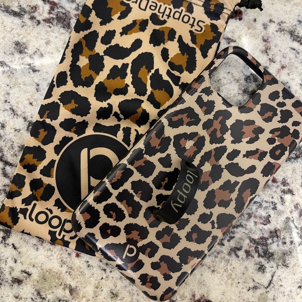 Cheetah Loopy Case for iPhone 11 Pro Max